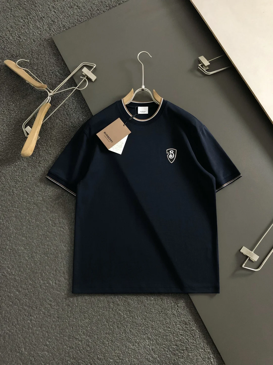 Burberry Spring and summer jacquard woven collar short sleeves
