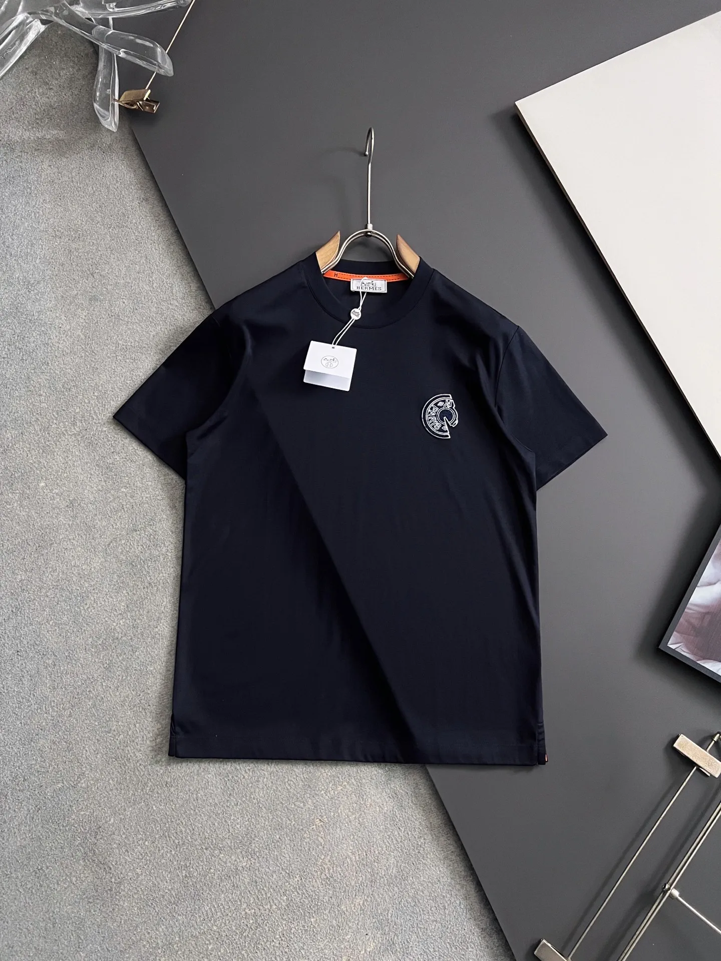 Hermes High-quality imported milk silk T-shirt