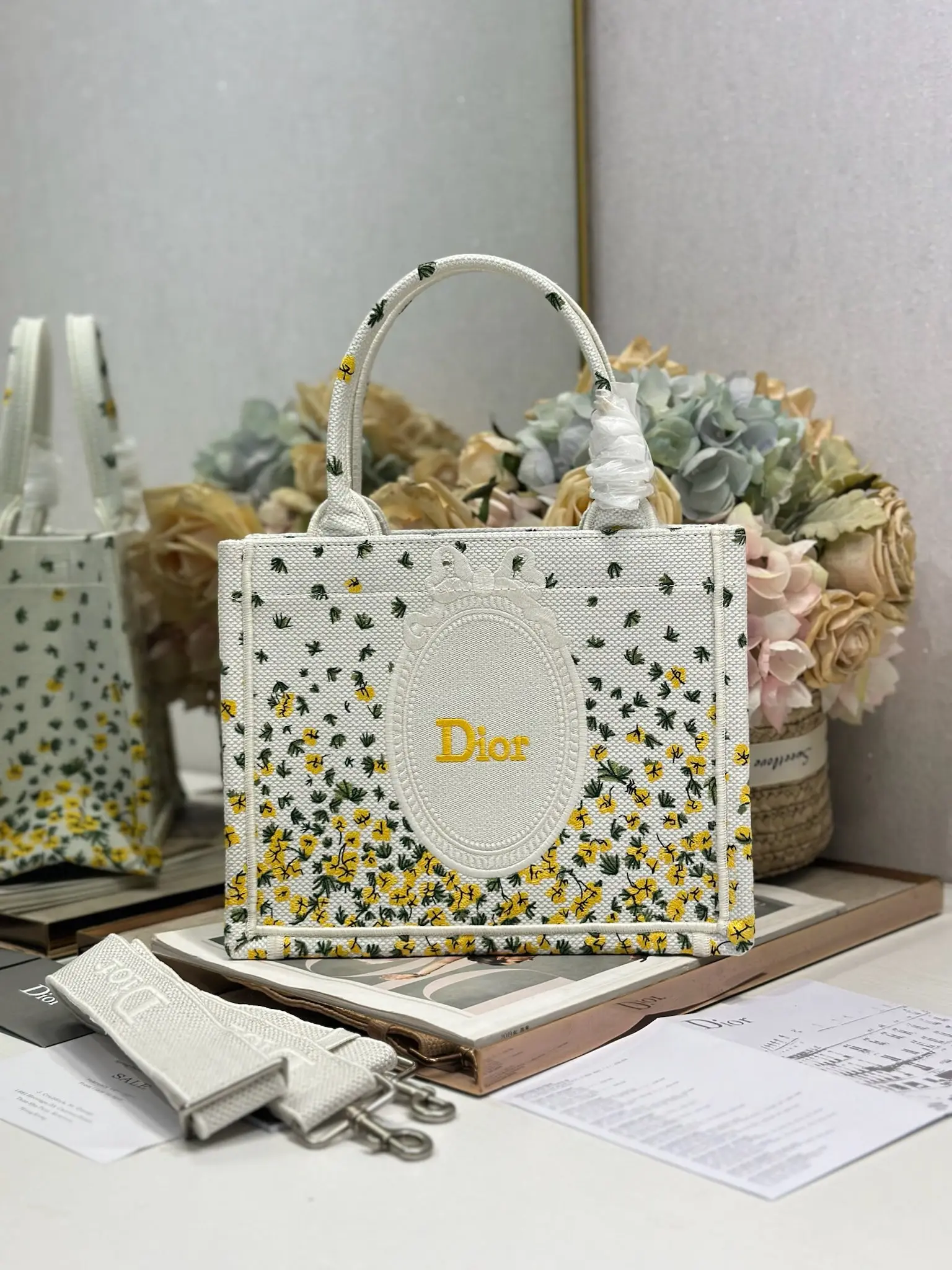 Dior 1286 Pattern Mixed Shopping Bag Women s Shoulder Bag