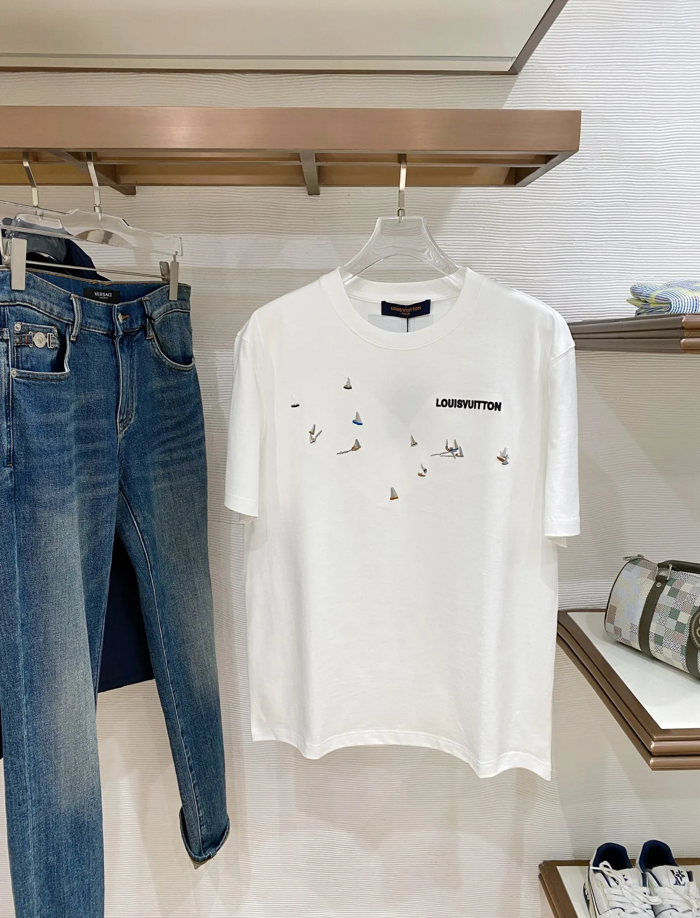 Louis Vuitton Latest men s short-sleeve round-neck T-shirt