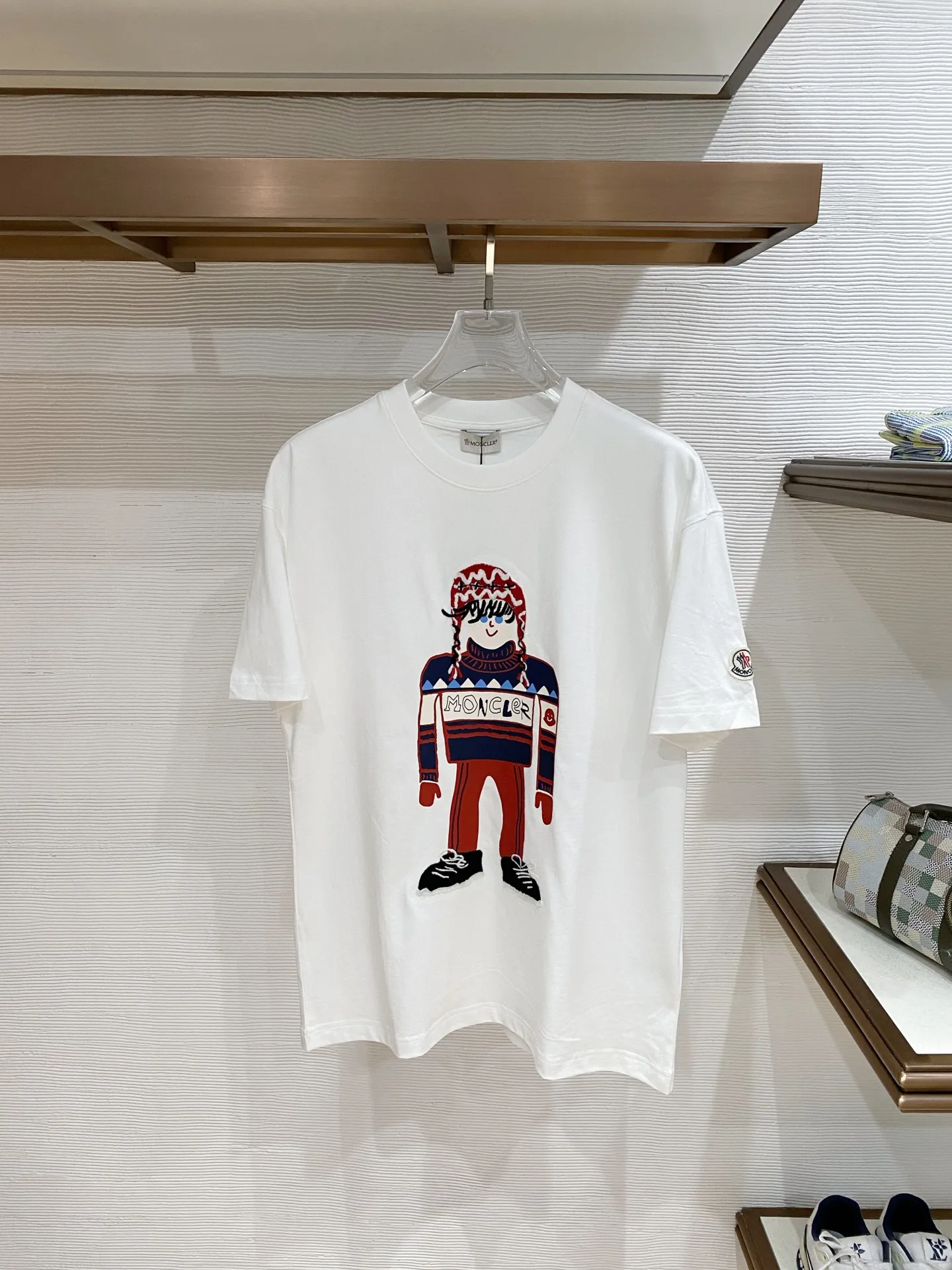 Moncler Latest men s short-sleeve round-neck T-shirt Moncler Latest men s short-sleeve round-neck T-shirt