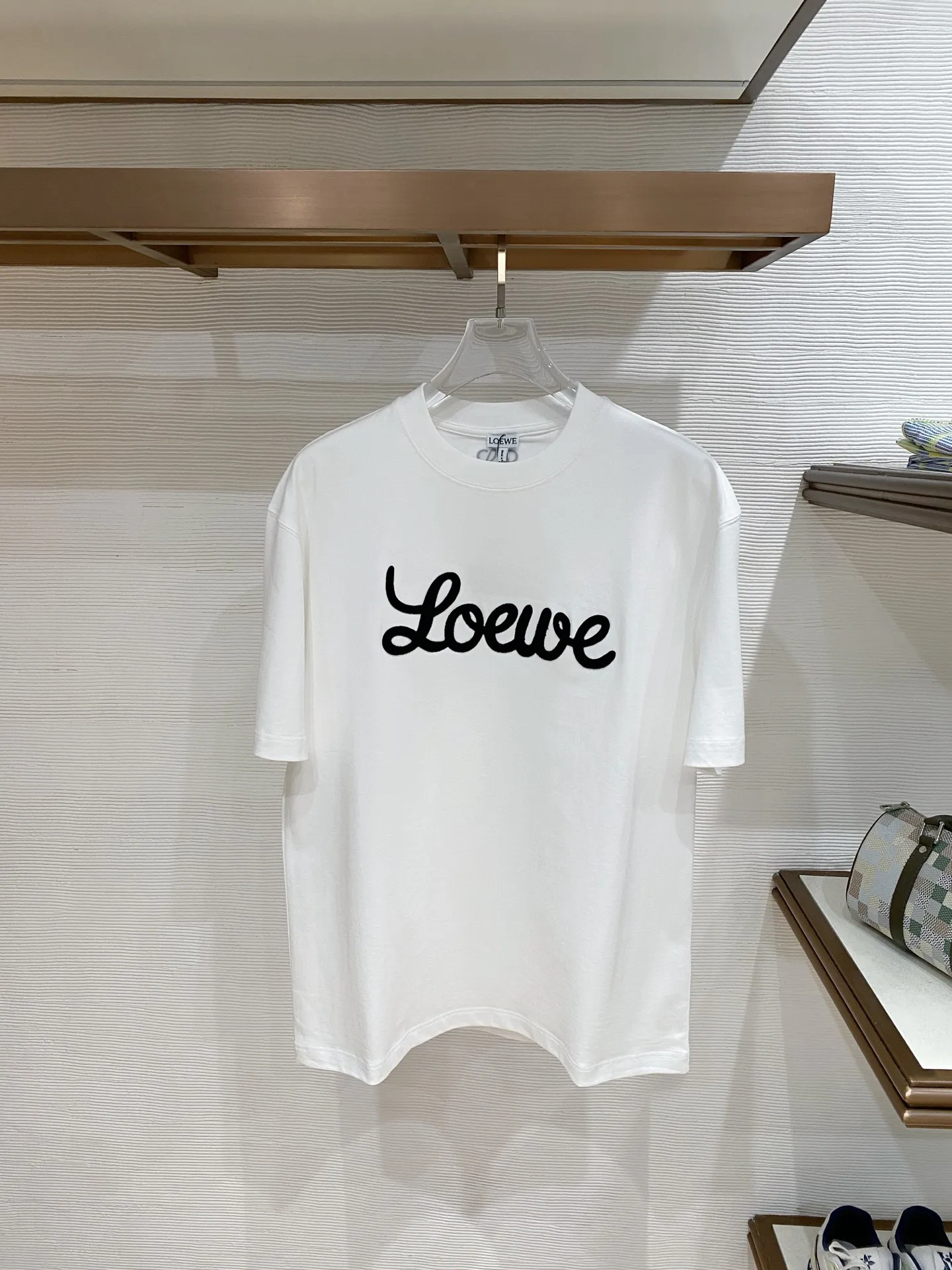 Loewe Latest short-sleeve round-neck men s T-shirt Loewe Latest short-sleeve round-neck men s T-shirt