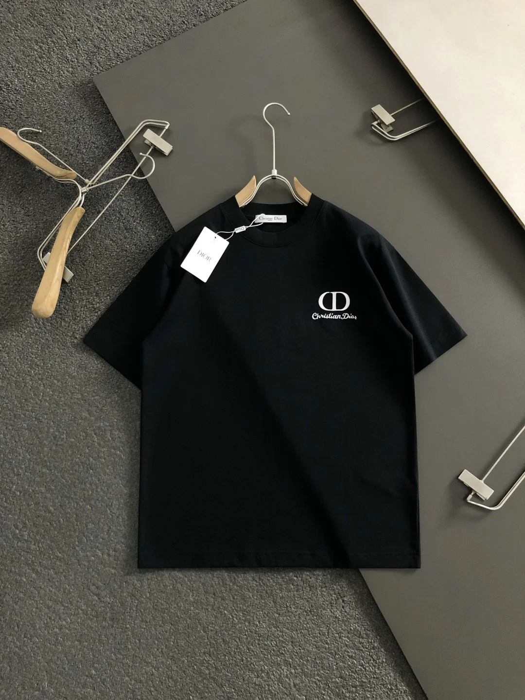 Dior Heavy industry Cd letter fine embroidery spring and summer short sleeves Dior Heavy industry Cd letter fine embroidery spring and summer short sleeves