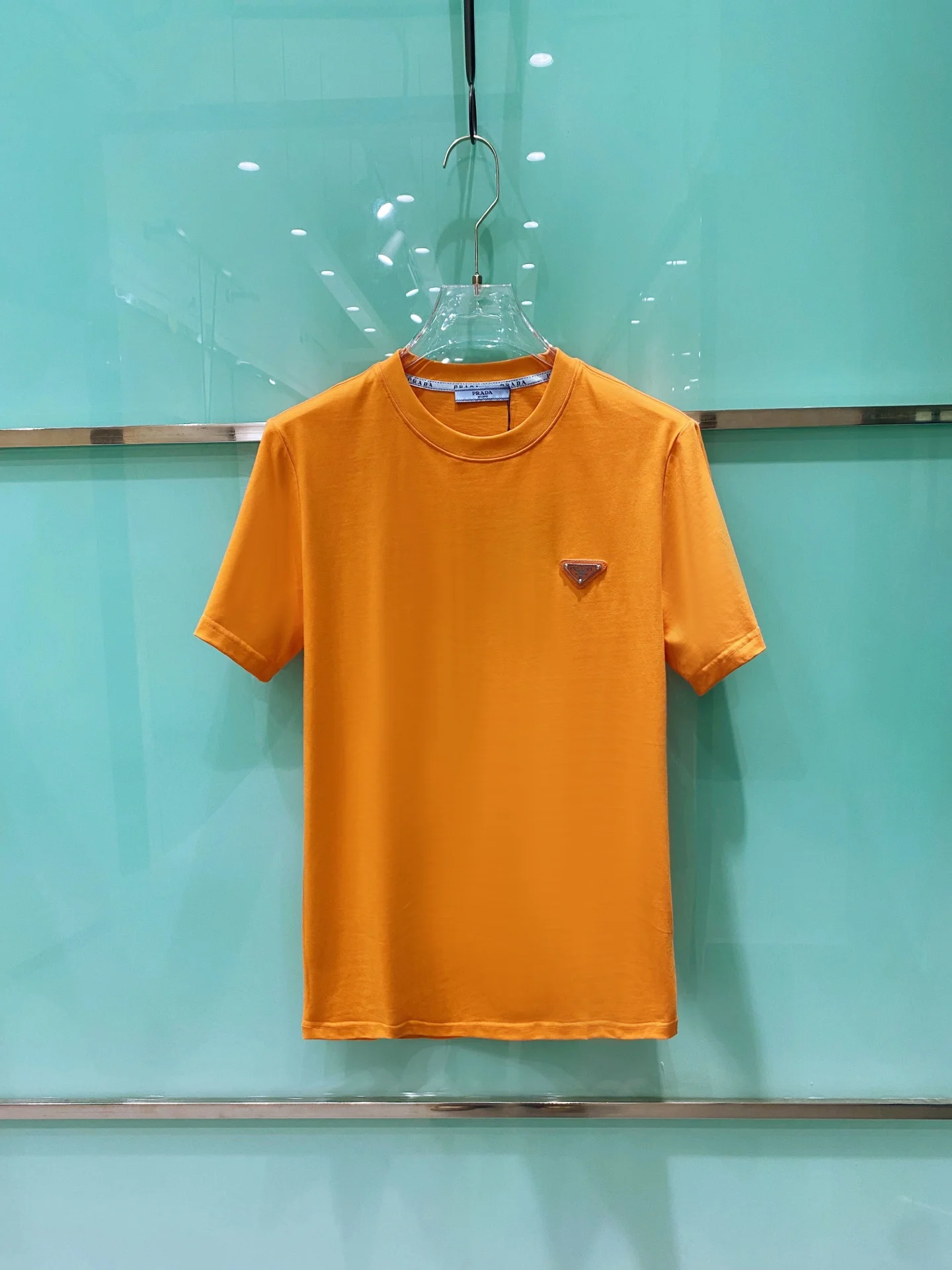 Prada New style latest short-sleeve round-neck T-shirt Prada New style latest short-sleeve round-neck T-shirt