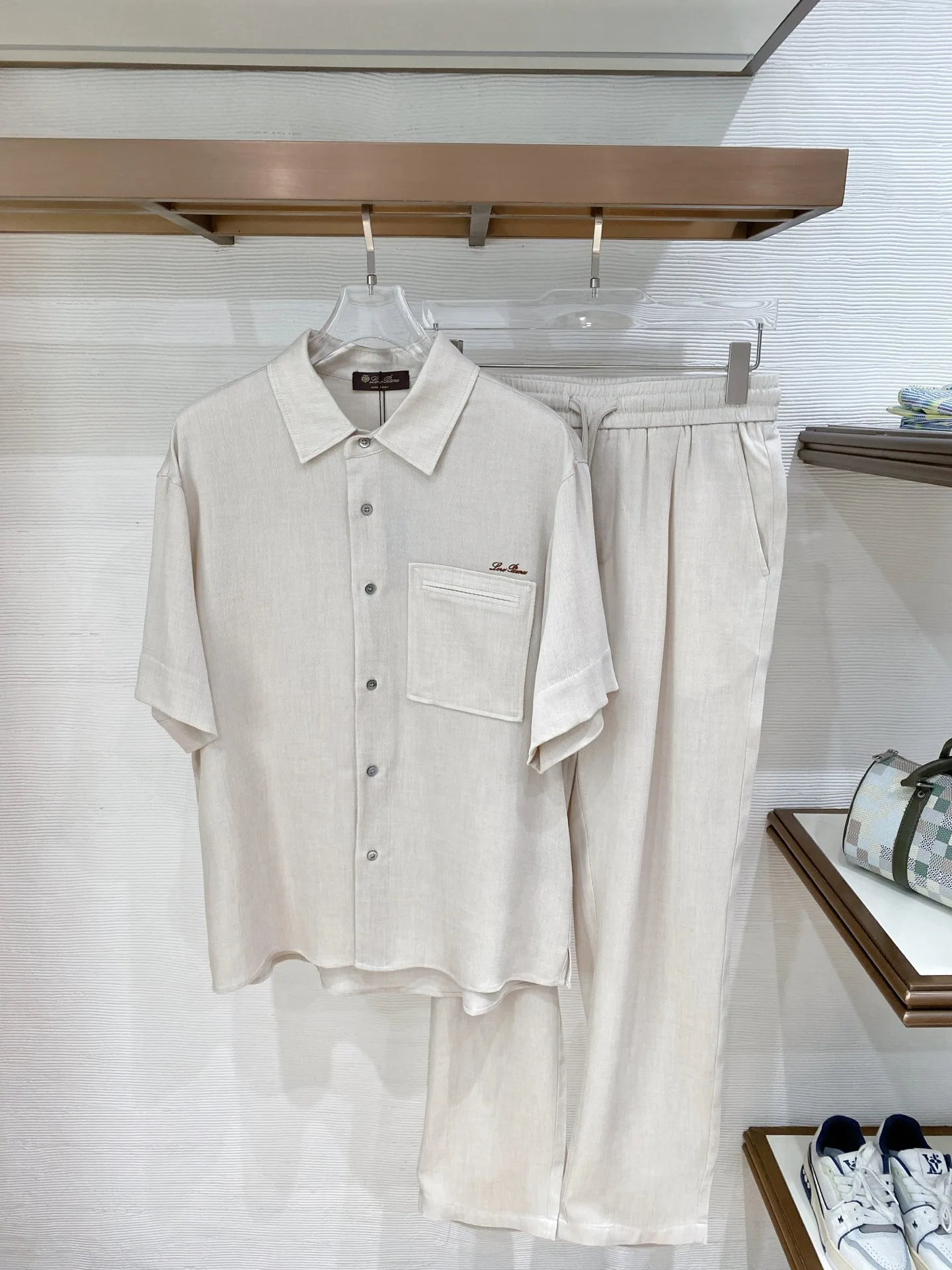 Loro Piana Spring Suit Men s Short Sleeve Set Loro Piana Spring Suit Men s Short Sleeve Set