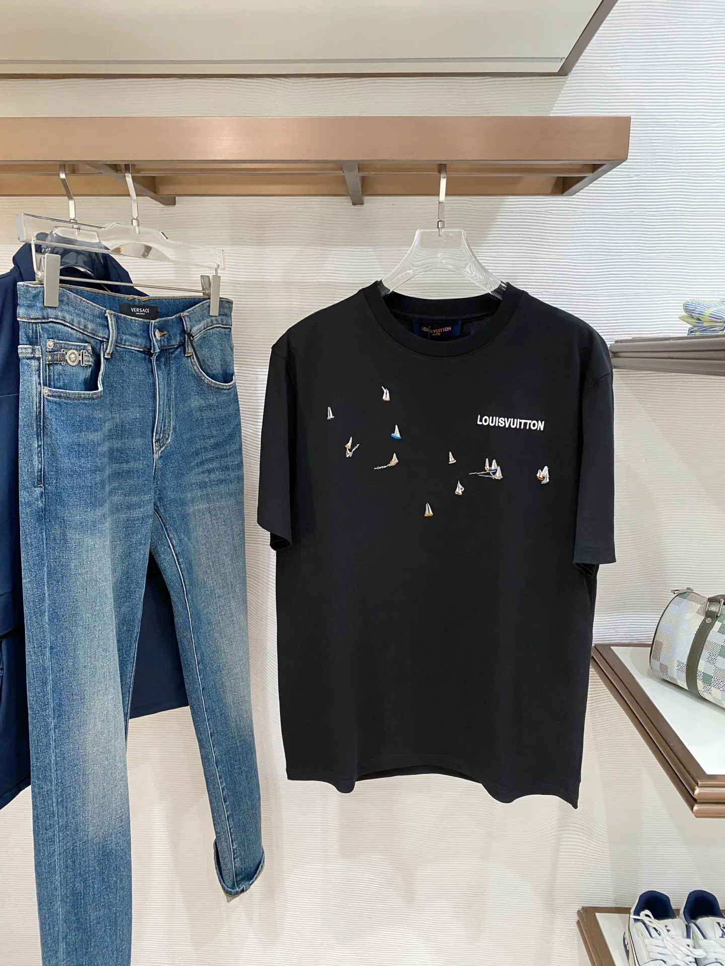 Louis Vuitton Latest men s short-sleeve round-neck T-shirt