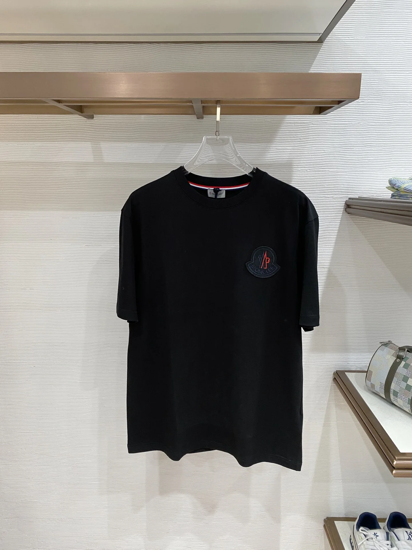 Moncler Latest short-sleeve round-neck men s T-shirt