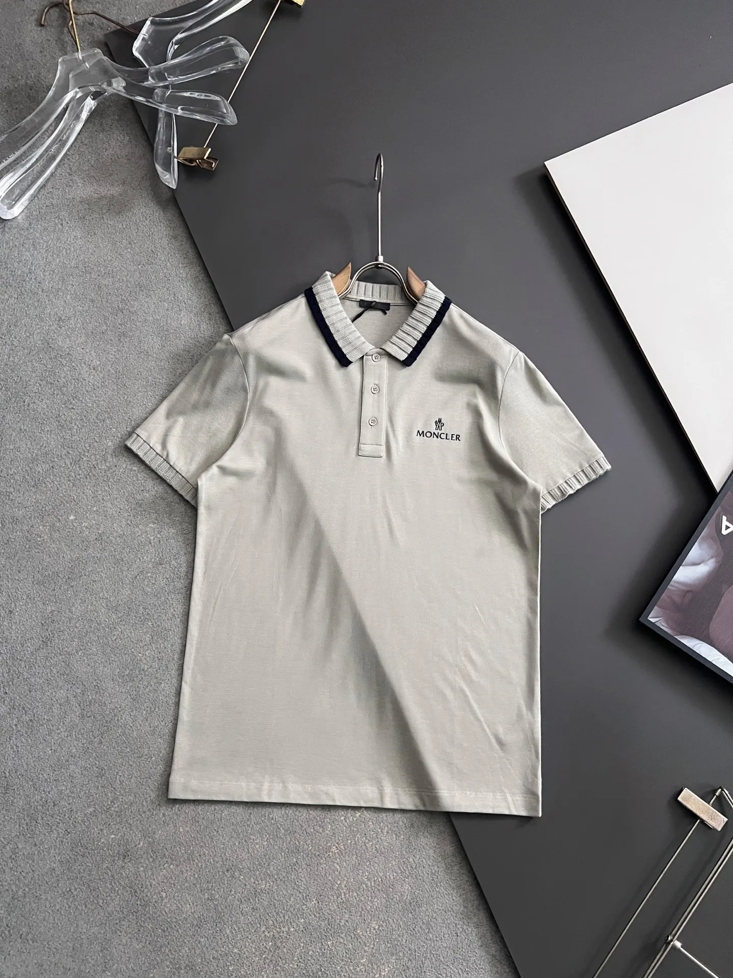Moncler Spring and summer new men s short-sleeve Polo shirt Moncler Spring and summer new men s short-sleeve Polo shirt
