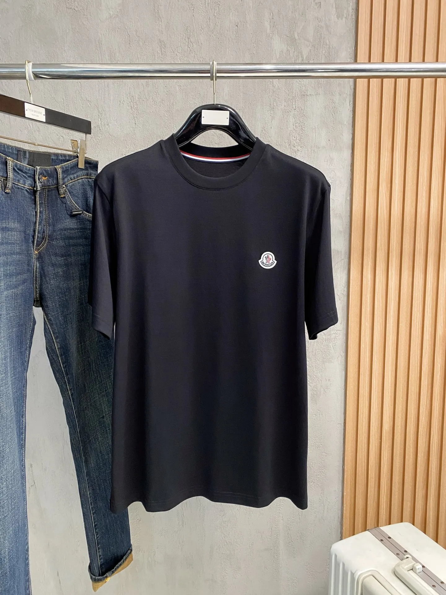 Moncler Xinjiang long-staple cotton men s short-sleeve T-shirt Moncler Xinjiang long-staple cotton men s short-sleeve T-shirt