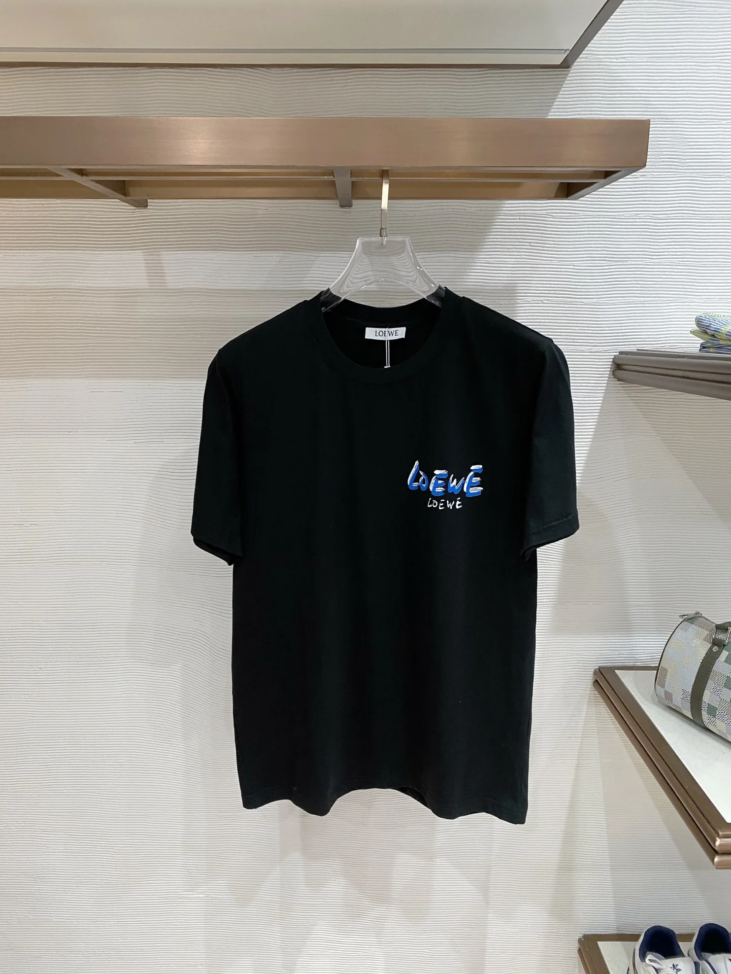 Loewe Latest men s short-sleeve round-neck T-shirt Loewe Latest men s short-sleeve round-neck T-shirt