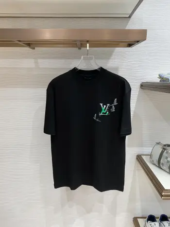 Latest men s short-sleeve round-neck T-shirt Replica Louis Vuitton Tshirts and Polos