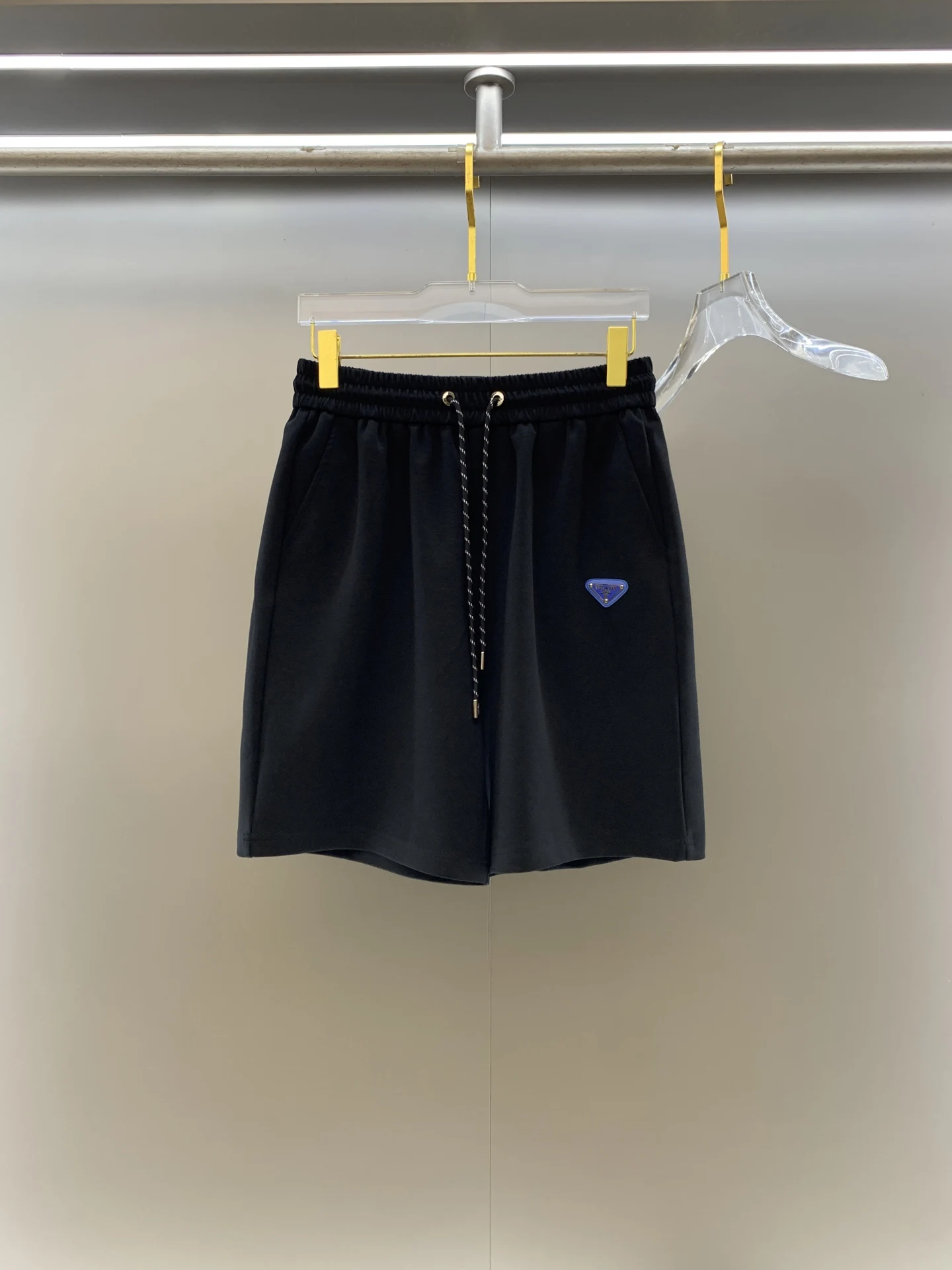 Prada New Men s Casual Loose Shorts