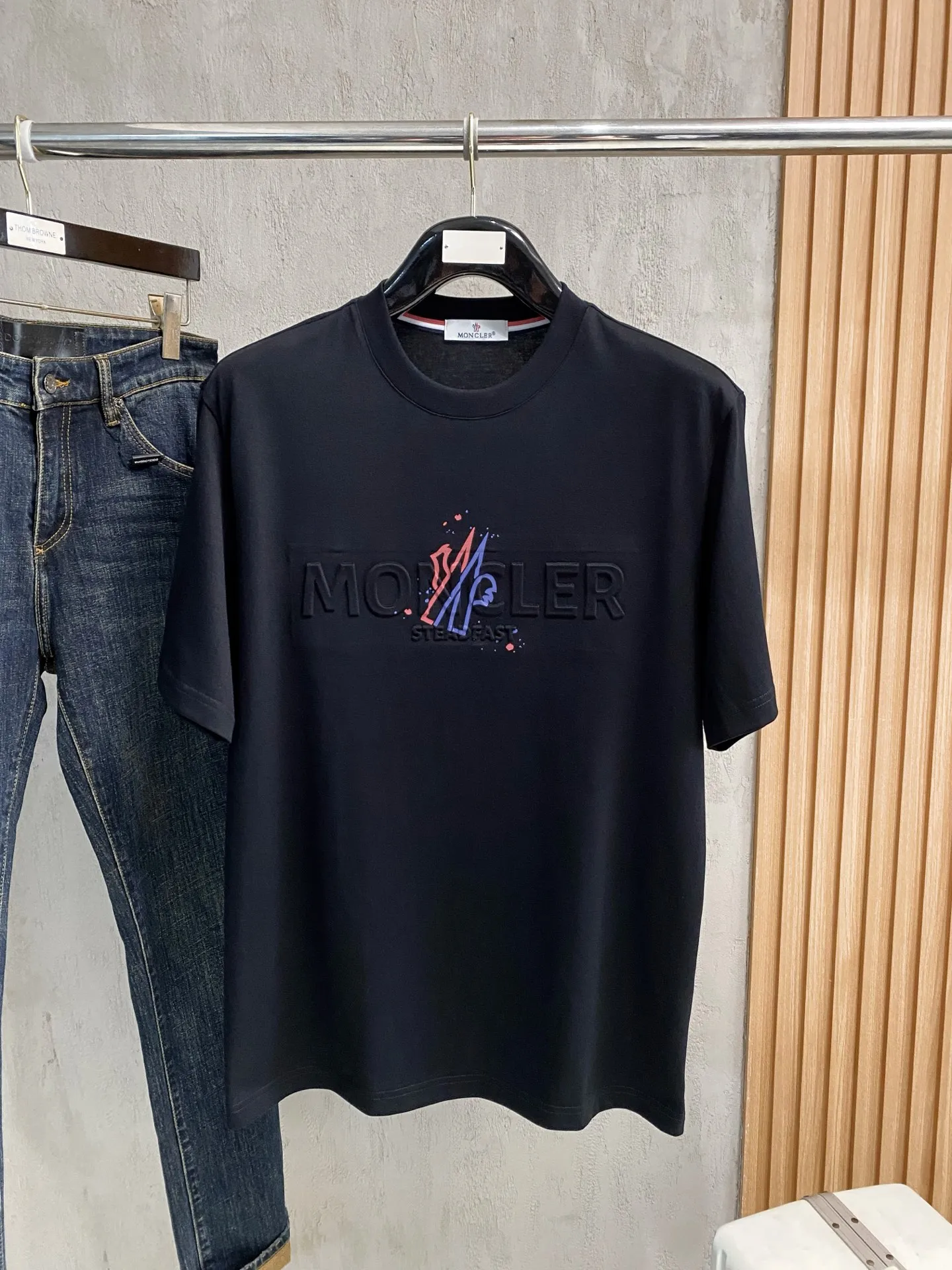 Moncler Xinjiang long-staple cotton men s short-sleeve T-shirt Moncler Xinjiang long-staple cotton men s short-sleeve T-shirt