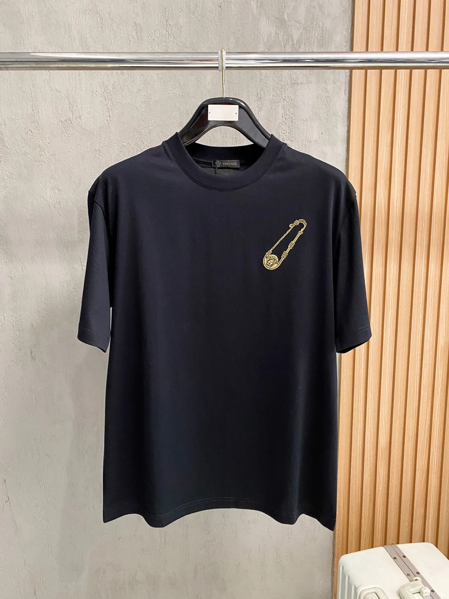 Versace Xinjiang long-staple cotton men s short-sleeve T-shirt Versace Xinjiang long-staple cotton men s short-sleeve T-shirt