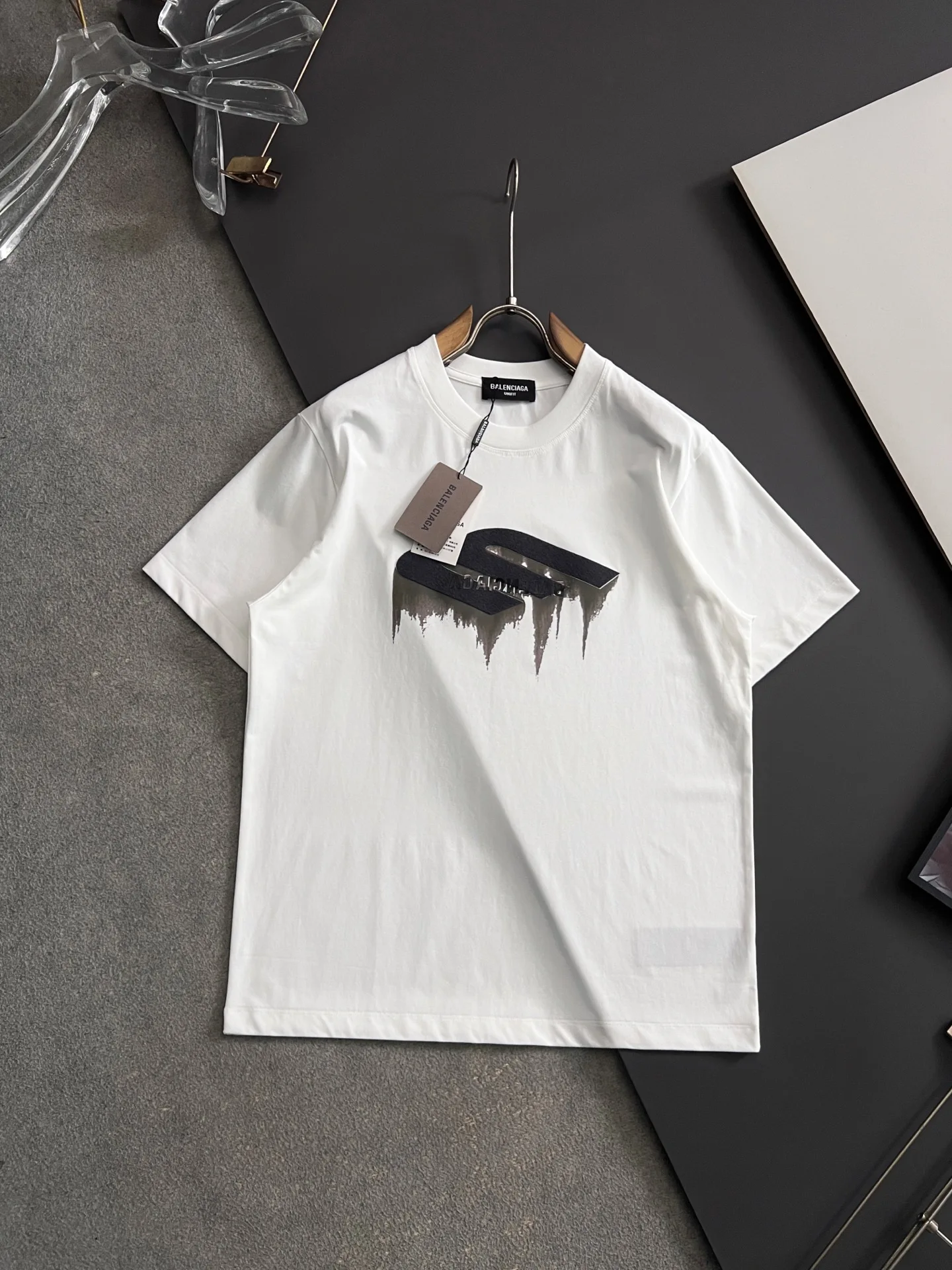 Balenciaga Spring and summer new men s cool cotton short-sleeve shirt Balenciaga Spring and summer new men s cool cotton short-sleeve shirt