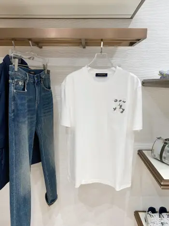Spring and summer men s short-sleeve round-neck T-shirt Replica Louis Vuitton Tshirts and Polos