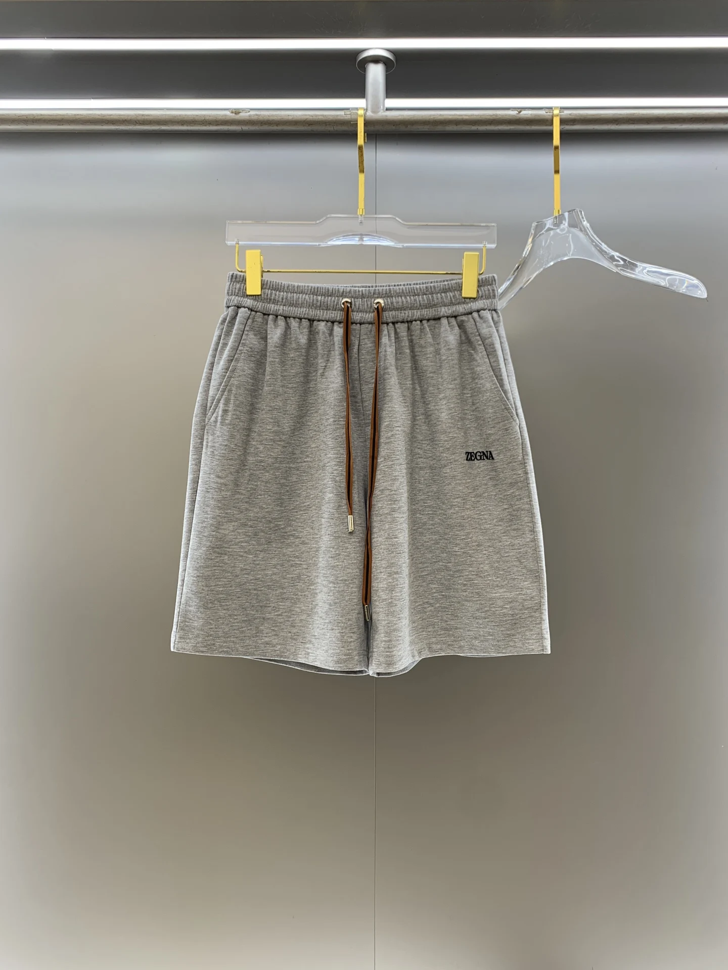Zegna New Men s Casual Loose Shorts Zegna New Men s Casual Loose Shorts