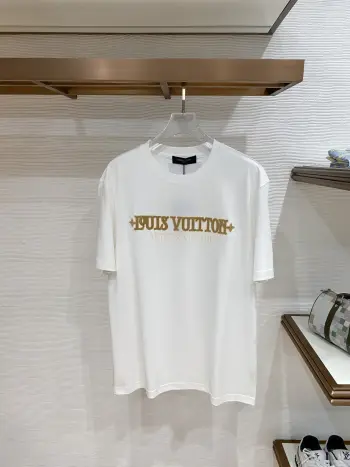Latest men s short-sleeve round neck T-shirt Replica Louis Vuitton Tshirts and Polos