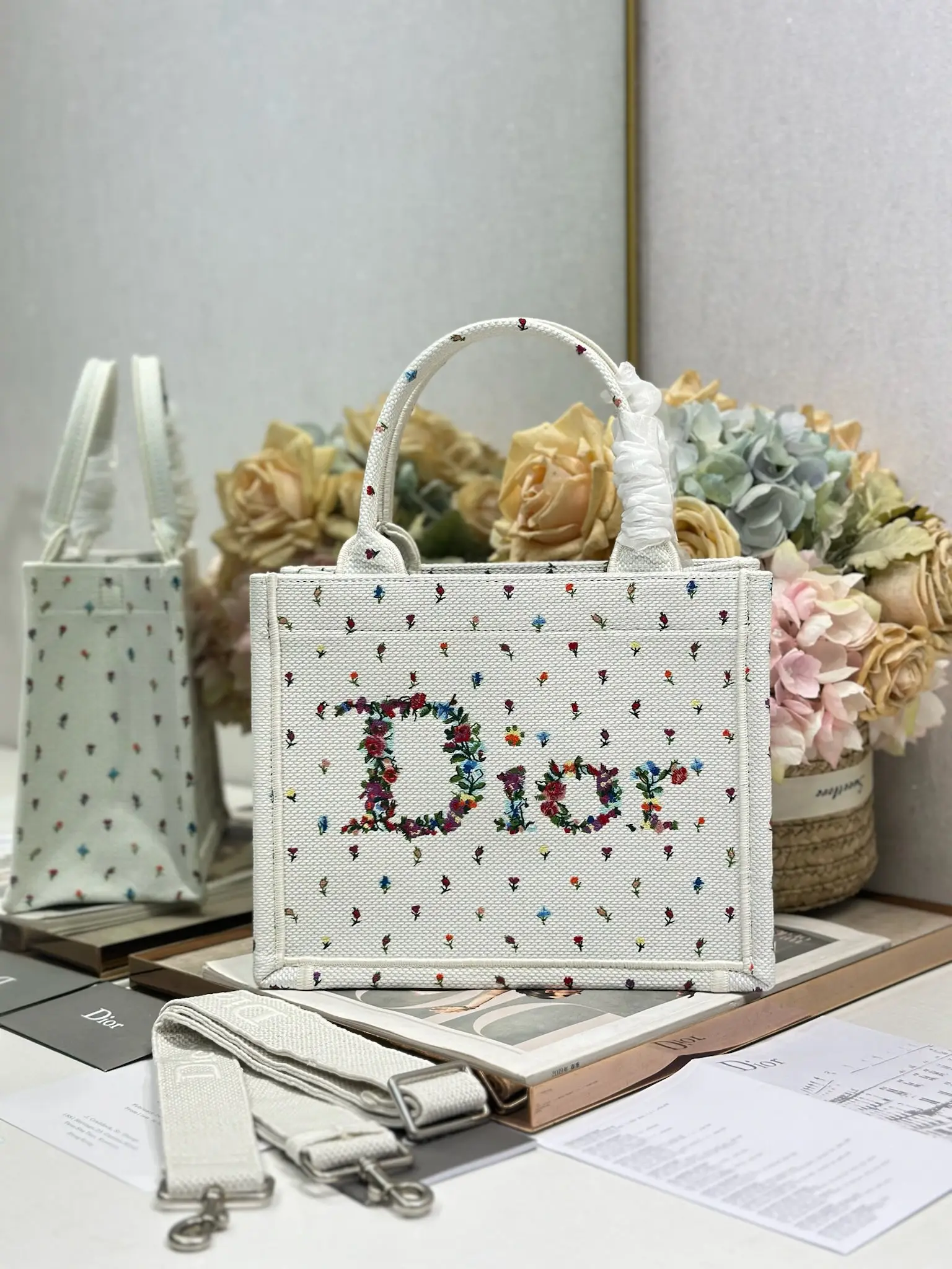 Dior 1286 Pattern Mixed Shopping Bag Women s Shoulder Bag