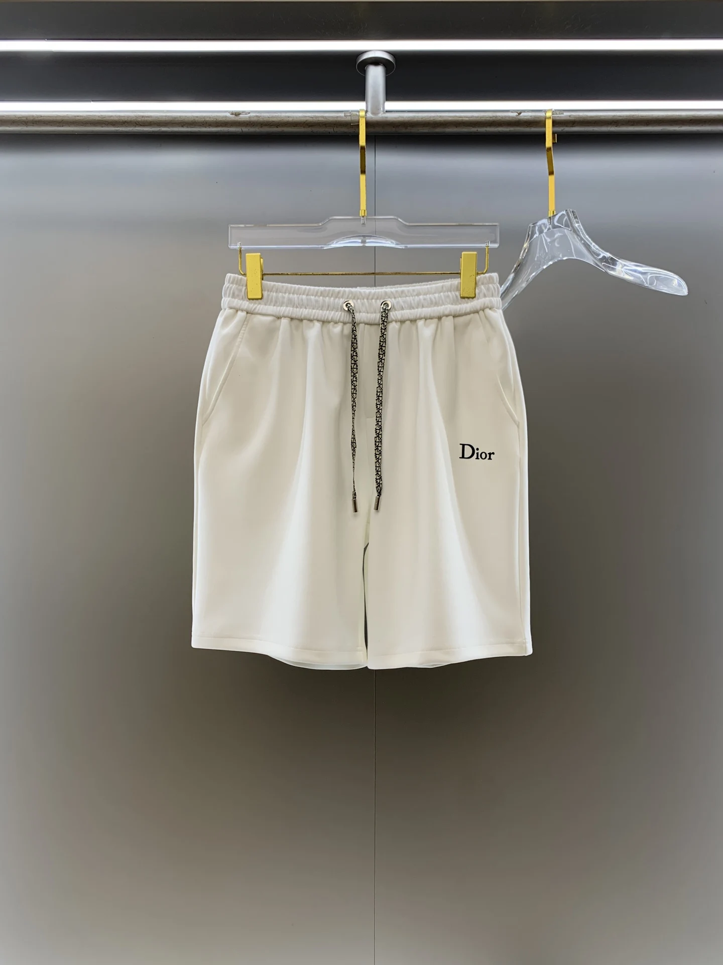 Dior New Men s Casual Loose Shorts Dior New Men s Casual Loose Shorts