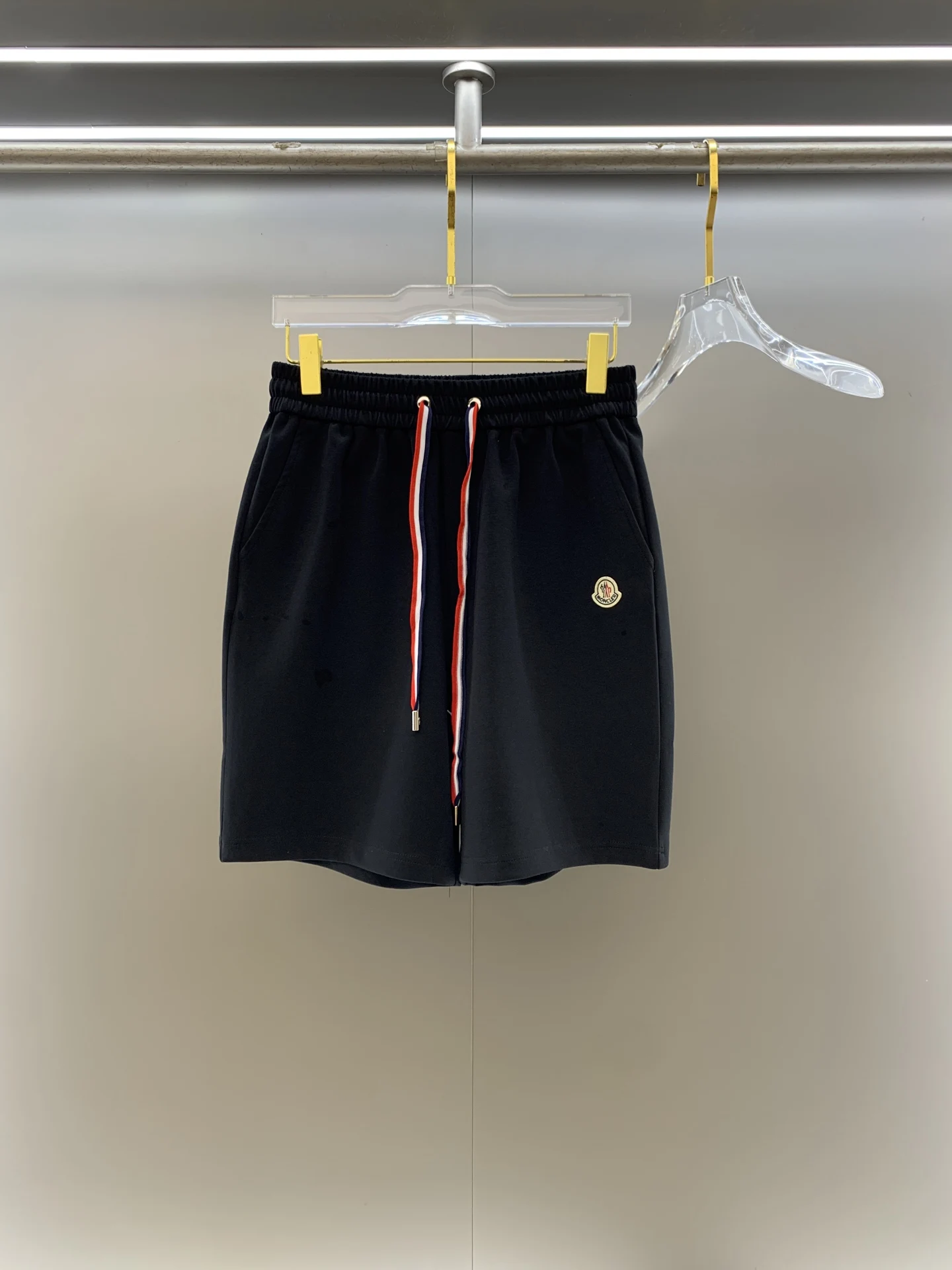 Moncler New Men s Casual Loose Shorts Moncler New Men s Casual Loose Shorts