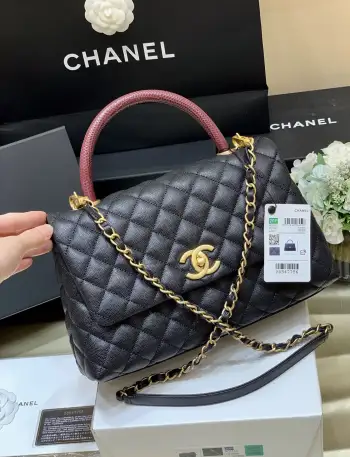 92993 Classic Piping Handbag Women s Crossbody Bag Replica Chanel womens bags