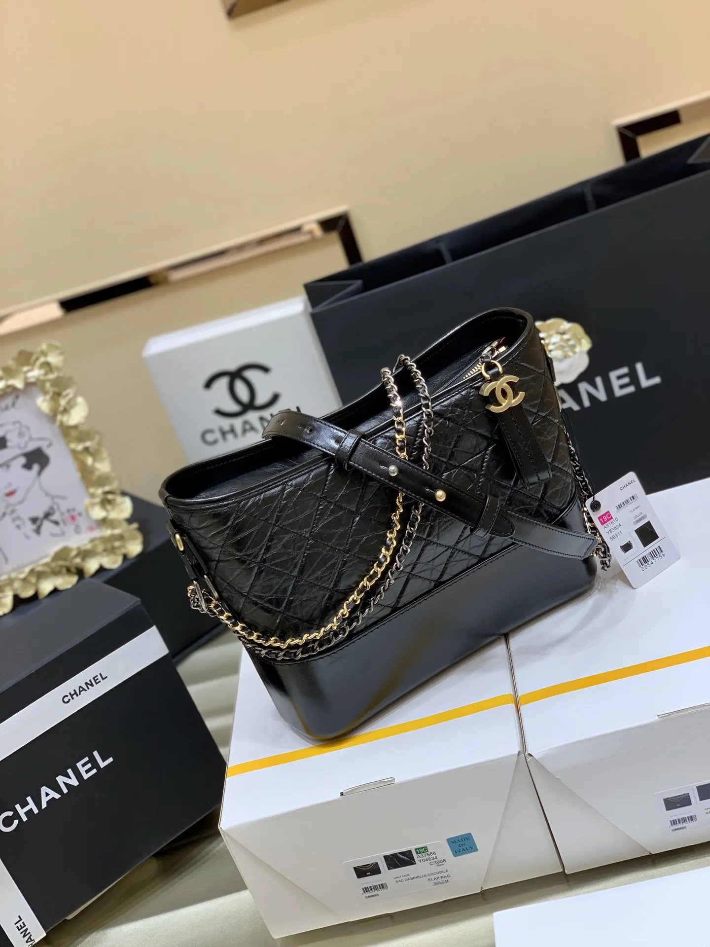 Chanel 93824 All-steel 24k Thick Gold Plated Wandering Bag Women s Crossbody Bag Chanel 93824 All-steel 24k Thick Gold Plated Wandering Bag Women s Crossbody Bag