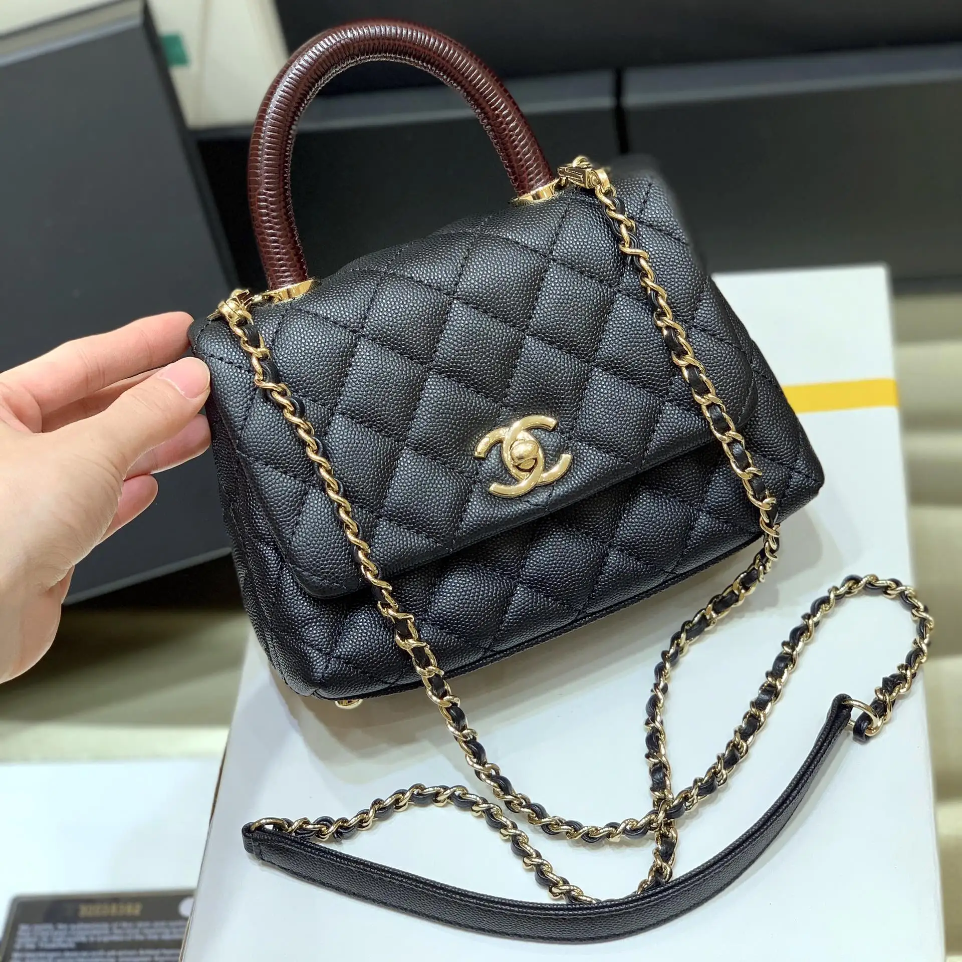 Chanel 2215 Genuine Leather Handbag Women s Crossbody Bag Chanel 2215 Genuine Leather Handbag Women s Crossbody Bag