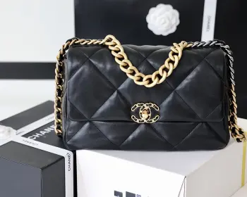 0957 Goat Leather Handbag Women s Crossbody Bag Replica Chanel womens bags