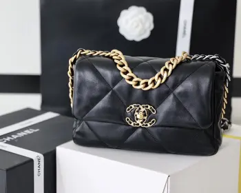 0957 Goat Leather Handbag Women s Crossbody Bag Replica Chanel womens bags