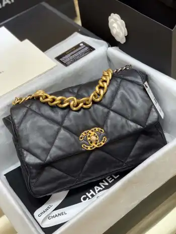 Goat Leather Handbag Women s Crossbody Bag Replica Chanel womens bags