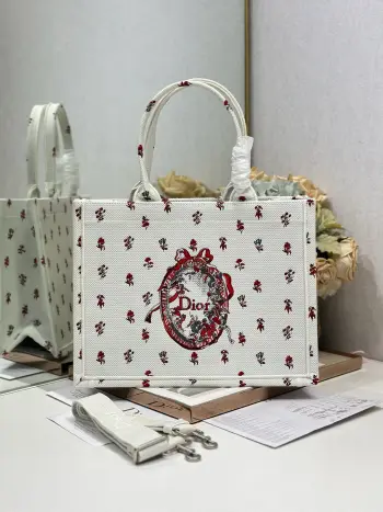1286 Embroidered Shopping Bag Women s Shoulder Bag Replica Dior womens bags