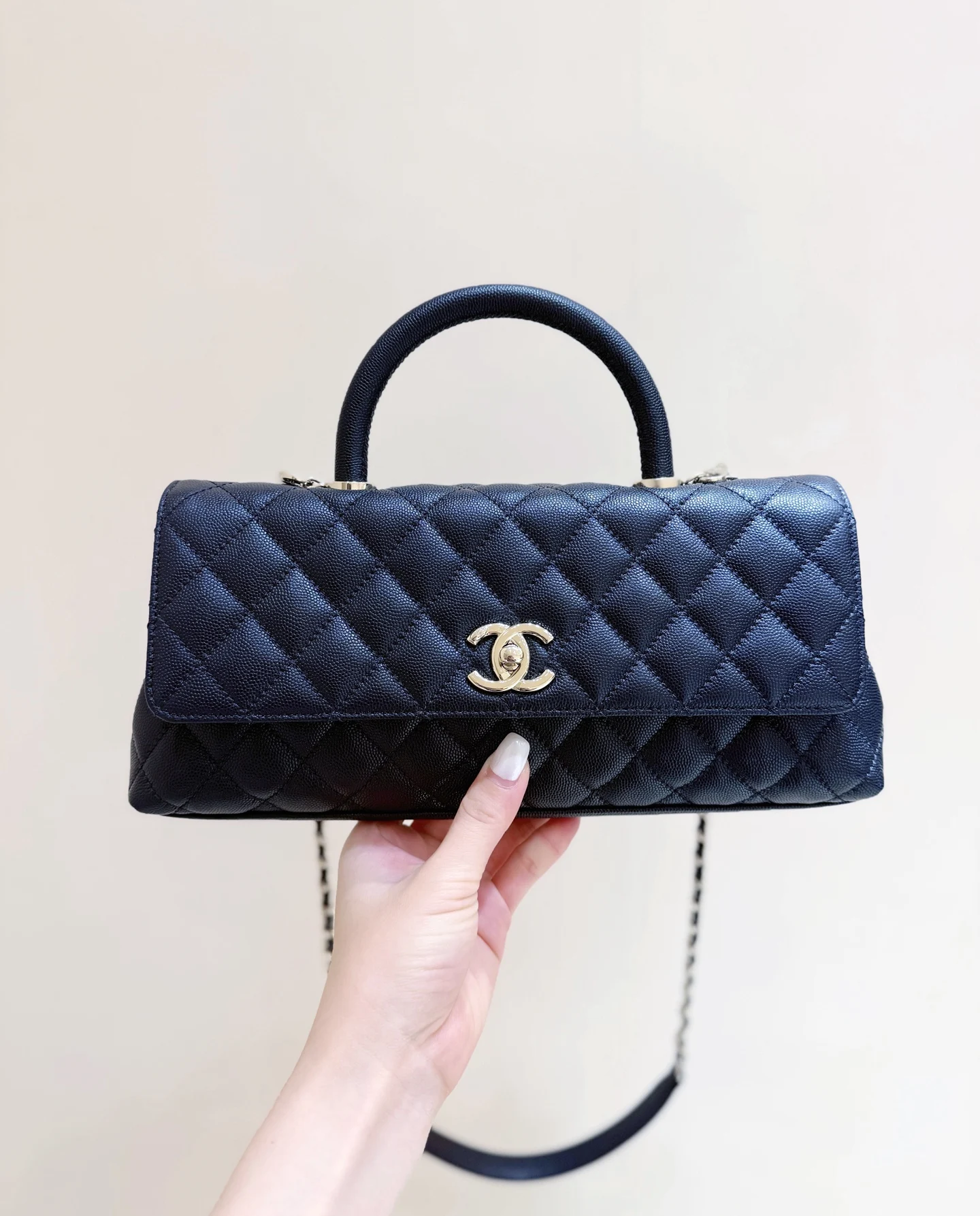 Chanel AS60910 Horizontal Handbag Women s Crossbody Bag Chanel AS60910 Horizontal Handbag Women s Crossbody Bag