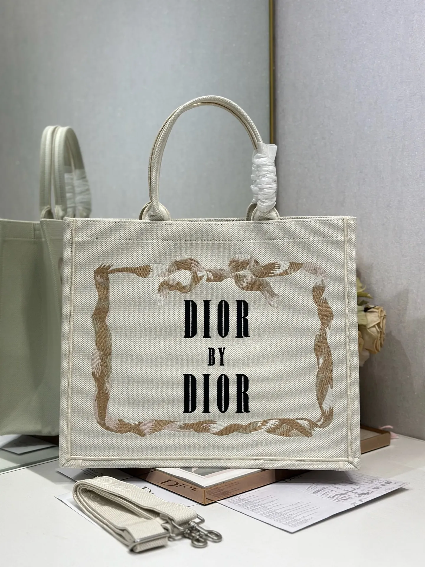 Dior 1286 Pattern Embroidered Shopping Bag Women s Shoulder Bag