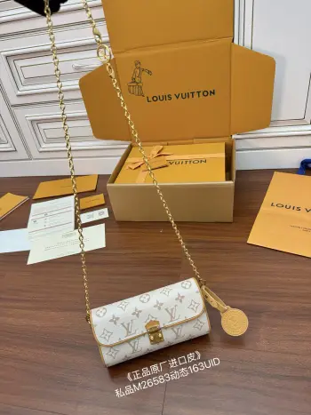 M26583 Italian A-grade leather handbag Women s crossbody bag Replica Louis Vuitton womens bags