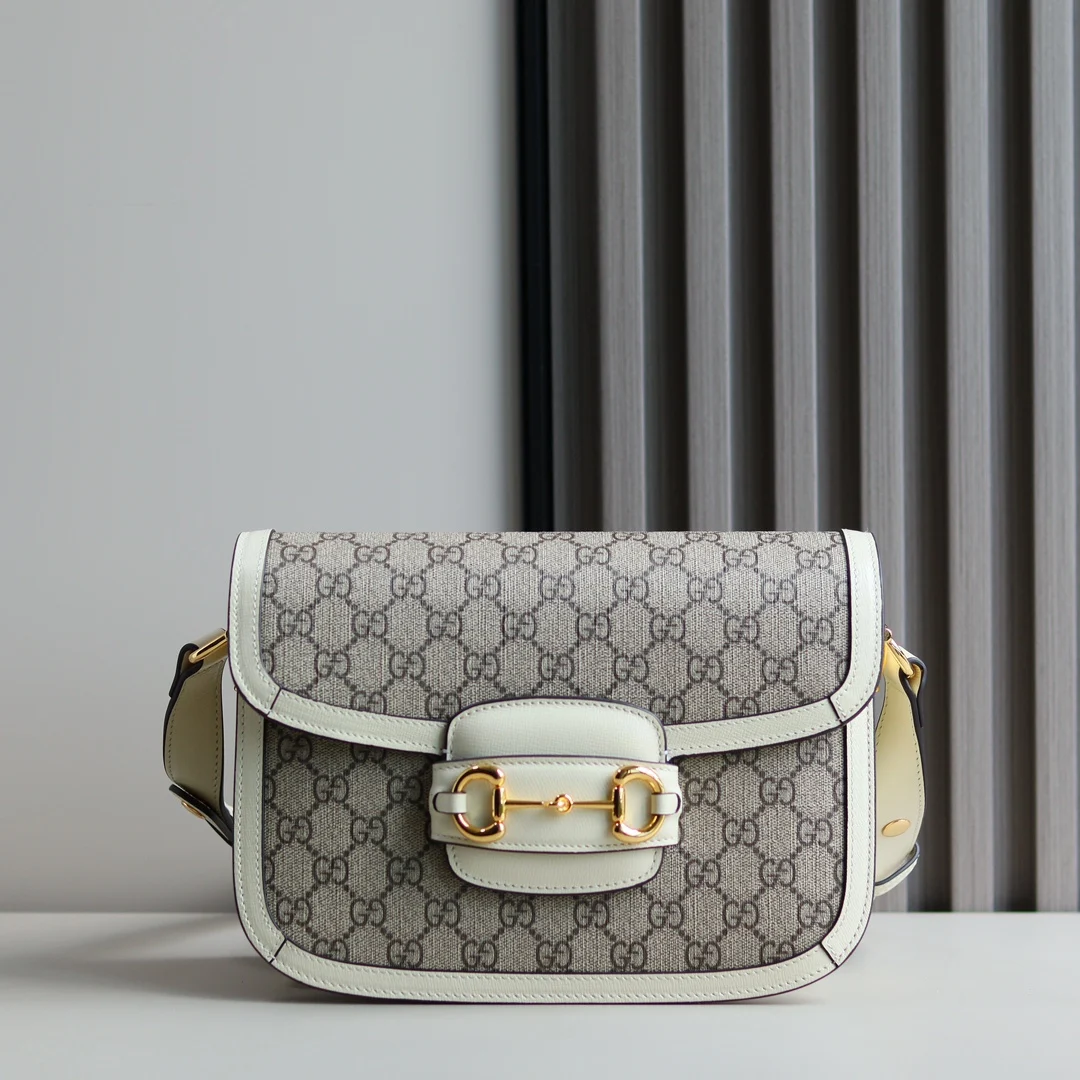 Gucci 602204 All-copper Horse Bit Buckle Saddle Bag Women s Crossbody Bag Gucci 602204 All-copper Horse Bit Buckle Saddle Bag Women s Crossbody Bag