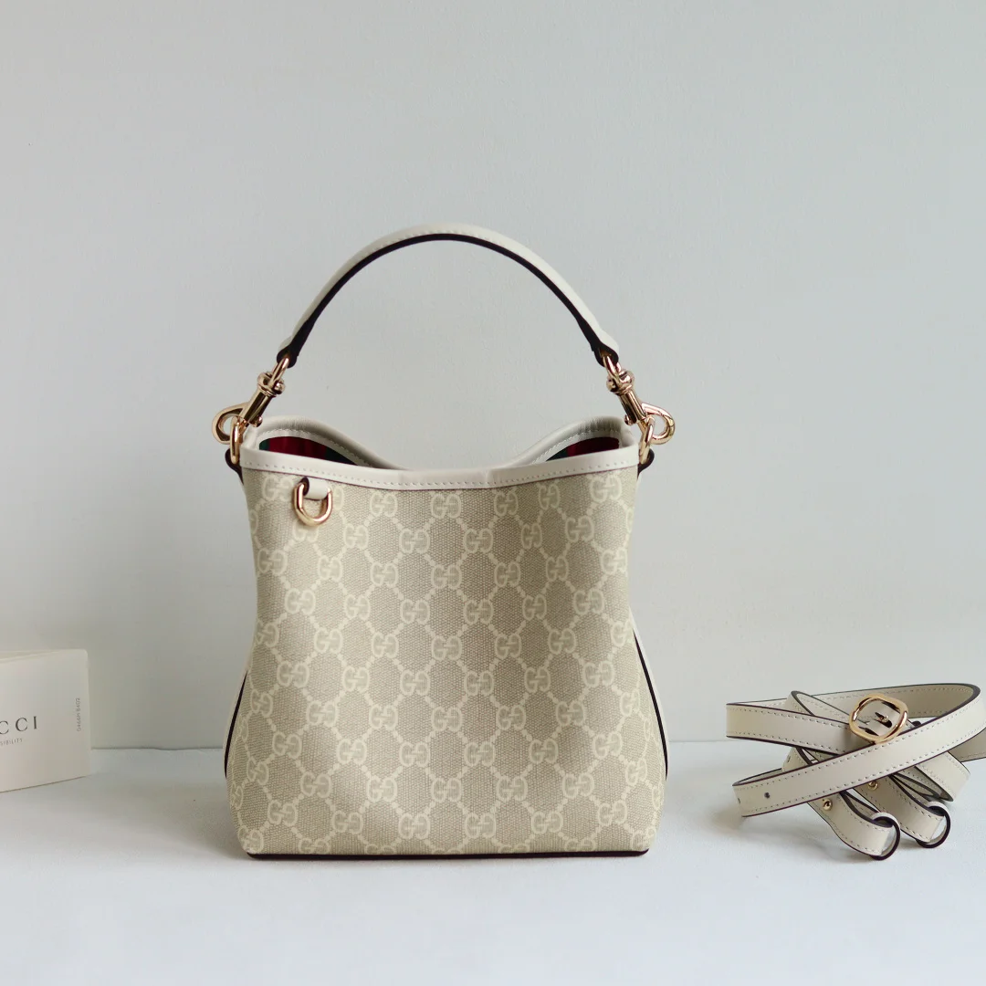 Gucci 815118 Medium Letter Pattern Tote Bag Women s Crossbody Bag Gucci 815118 Medium Letter Pattern Tote Bag Women s Crossbody Bag