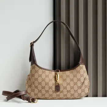 863137 Mini Leather Handbag Women s Crossbody Bag Replica Gucci womens bags