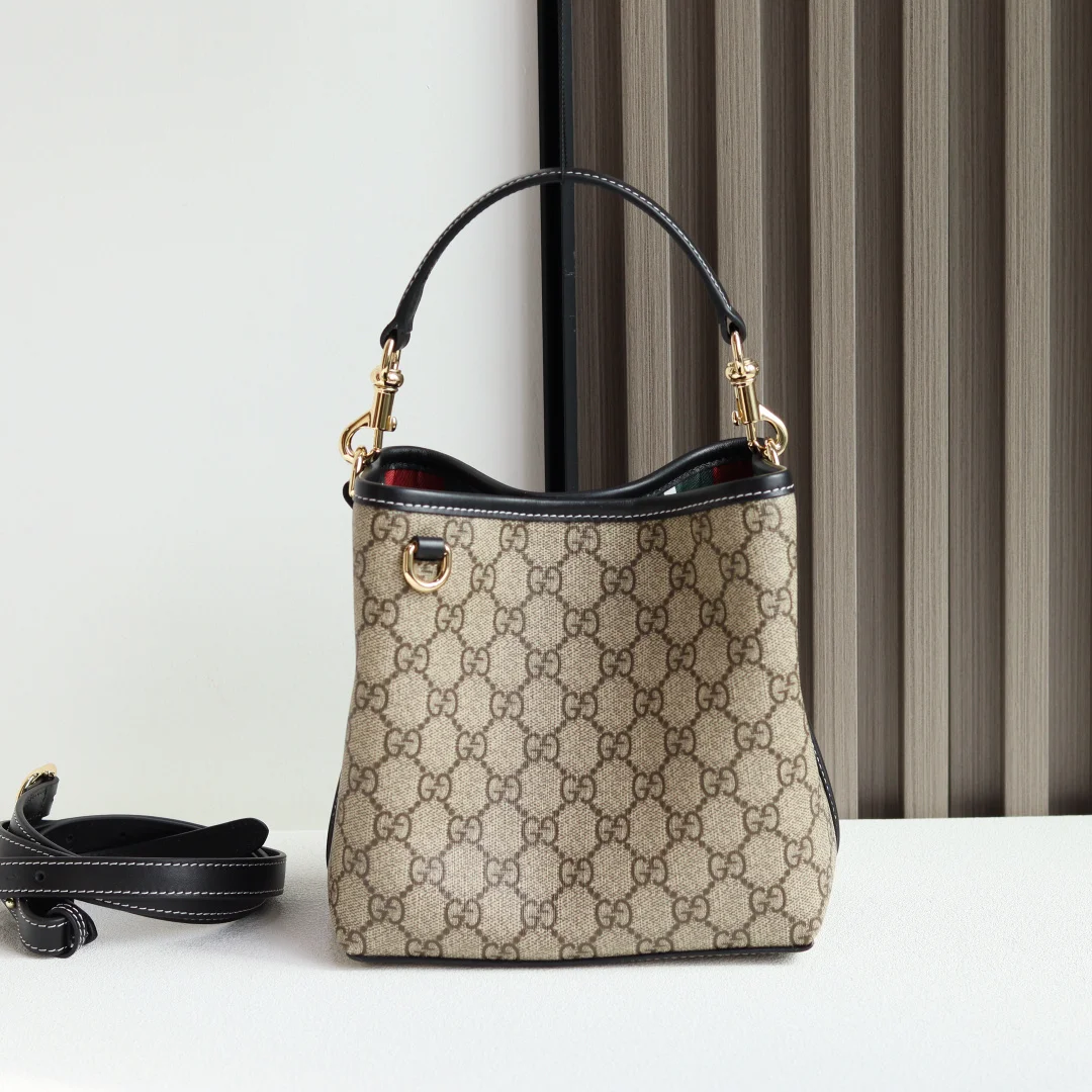 Gucci 815118 Medium Letter Pattern Tote Bag Women s Crossbody Bag Gucci 815118 Medium Letter Pattern Tote Bag Women s Crossbody Bag