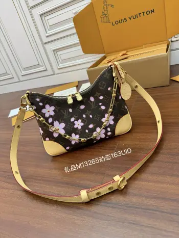 M13265 Italian A-grade leather handbag Women s crossbody bag Replica Louis Vuitton womens bags