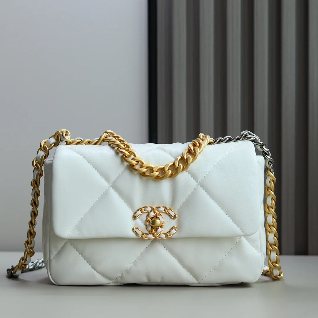 Chanel 1160 Box Genuine Goat Leather Handbag Women s Crossbody Bag Chanel 1160 Box Genuine Goat Leather Handbag Women s Crossbody Bag