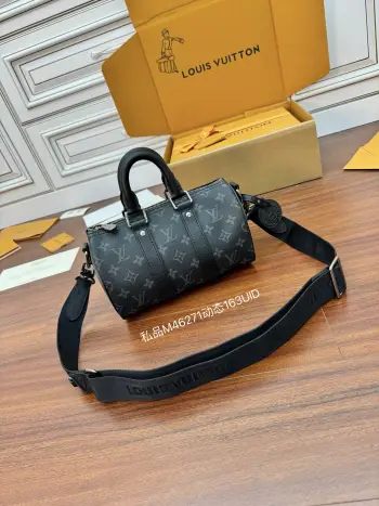 M46271 Italian A-Grade Leather Handbag Women s Crossbody Bag Replica Louis Vuitton mens bags