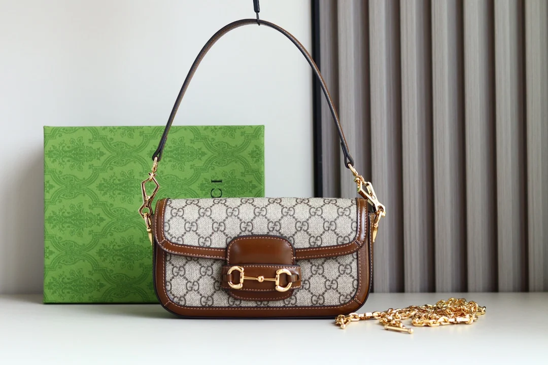 Gucci 735178 Metal Chain Saddle Baguette Bag Women s Crossbody Bag Gucci 735178 Metal Chain Saddle Baguette Bag Women s Crossbody Bag
