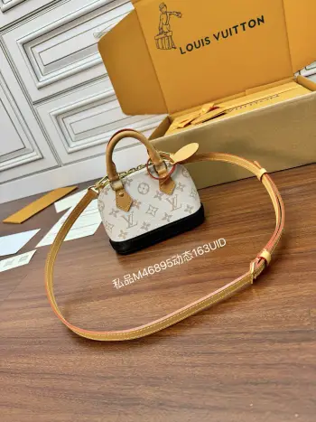 M46895 Italian A-grade leather handbag Women s crossbody bag Replica Louis Vuitton womens bags