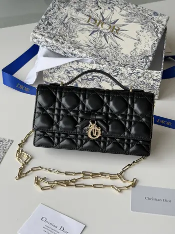 S0984 Bowknot Pearl Chain Clutch Bag Women s Crossbody Bag Replica Dior womens bags