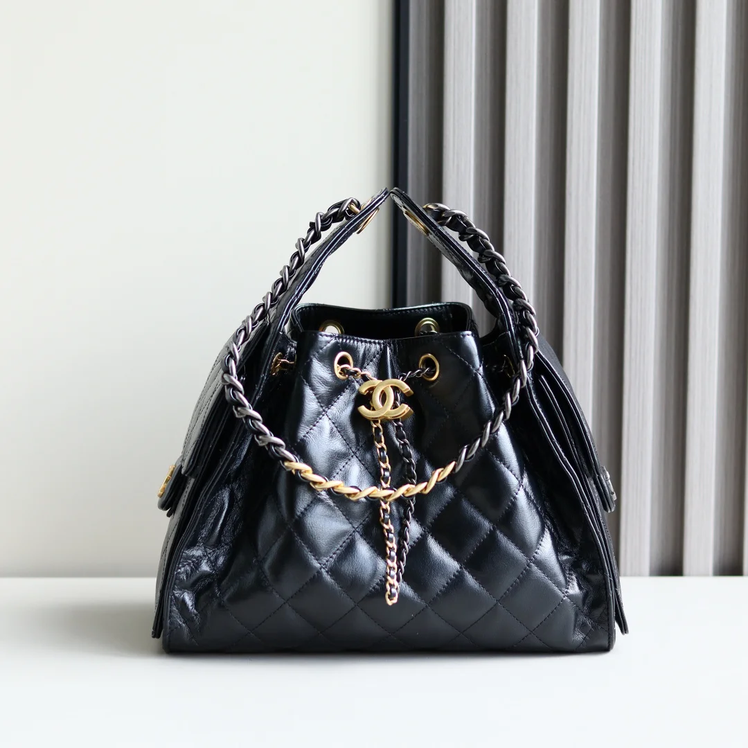 Chanel AS5293 Oil Wax Cowhide Underarm Bag Women s Shoulder Bag Chanel AS5293 Oil Wax Cowhide Underarm Bag Women s Shoulder Bag