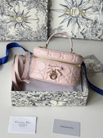 S2603PUQA_M39Z Bowknot Pearl Chain Makeup Bag Women s Crossbody Bag Replica Dior womens bags