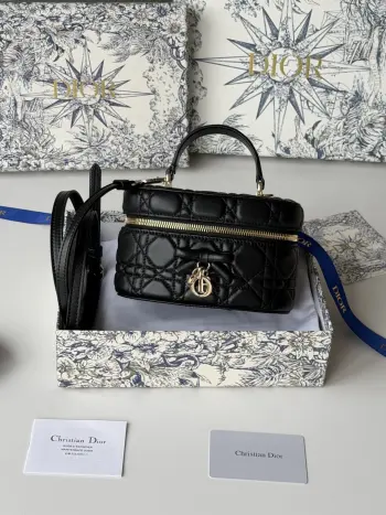 S2603PUQA_M39Z Bowknot Pearl Chain Makeup Bag Women s Crossbody Bag Replica Dior womens bags