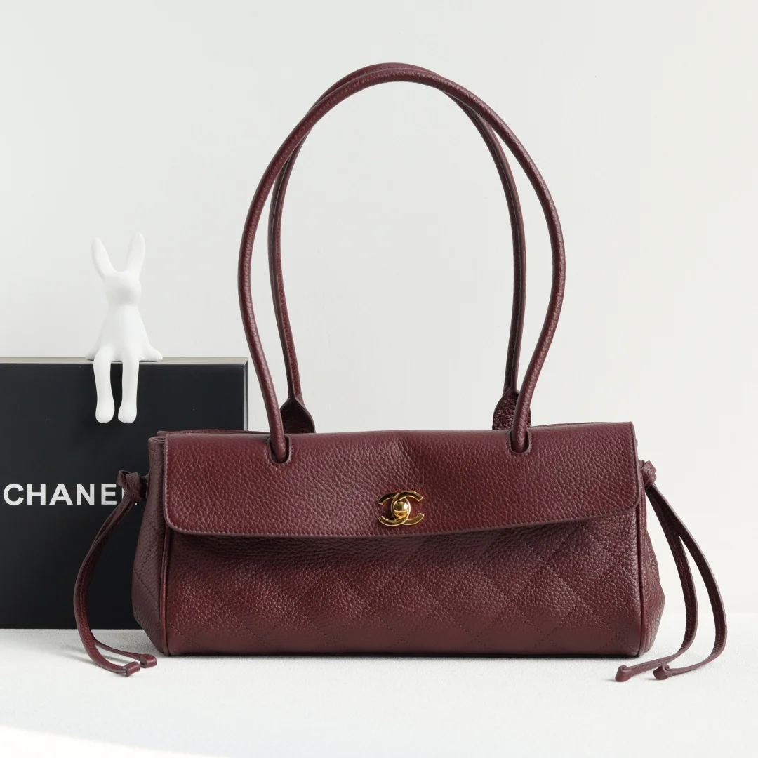 Chanel AS6288 Star Model Lychee Pattern Baguette Bag Women s Shoulder Bag Chanel AS6288 Star Model Lychee Pattern Baguette Bag Women s Shoulder Bag