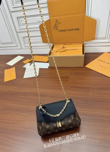 M26398 Italian Grade A Leather Handbag Women s Crossbody Bag Replica Louis Vuitton womens bags